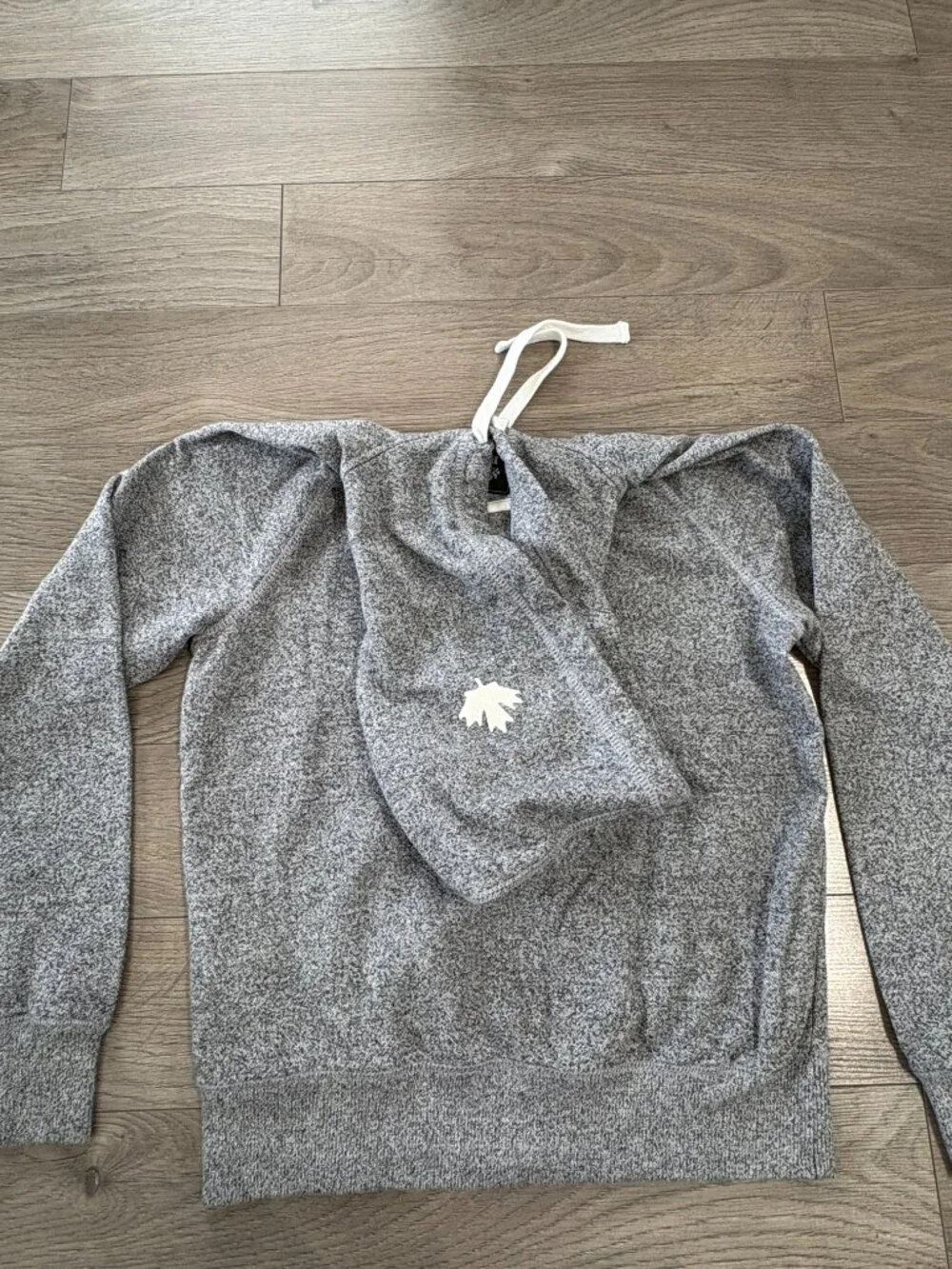Ladies Roots Heather Gray Logo Hoodie – Size Small – Great Condition - Picture 7 of 13